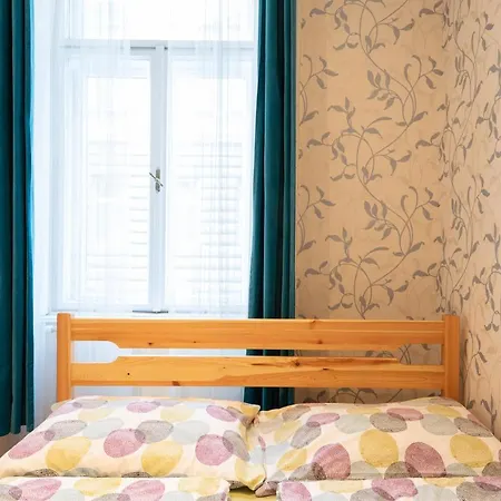 Standard By Hi5 - West End Center Apartment