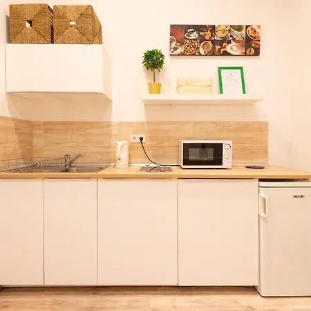 Standard By Hi5 - West End Center Apartment *