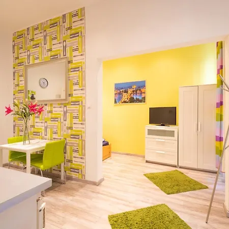 Standard By Hi5 - West End Center Budapeszt