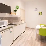 Standard By Hi5 - West End Center Budapest