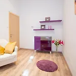 Standard By Hi5 - West End Center Budapest