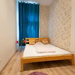 Standard By Hi5 - West End Center Lejlighed *