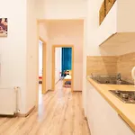 Standard By Hi5 - West End Center Budapest