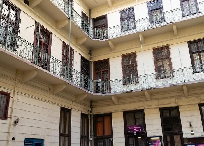 Апартаменты Standard By Hi5 - West End Center