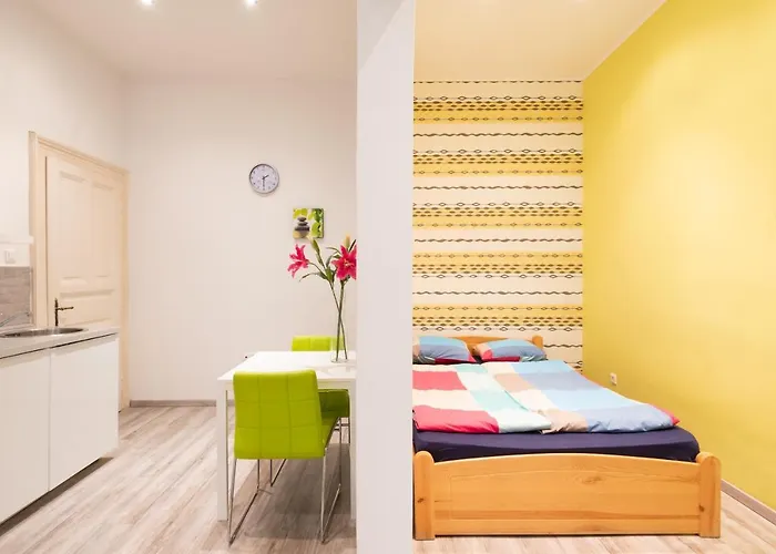 Standard By Hi5 - West End Center Apartament